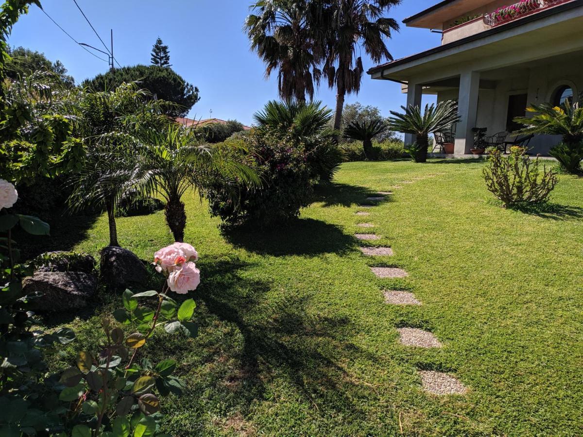 Alto Giardino Apartment แซมโบรเน ภายนอก รูปภาพ