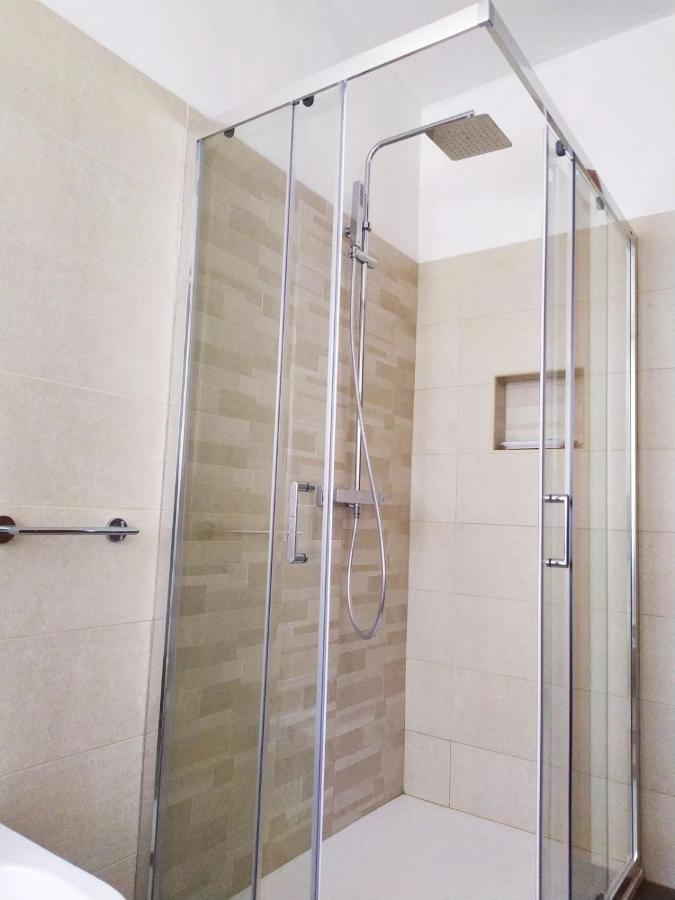 Alto Giardino Apartment แซมโบรเน ภายนอก รูปภาพ
