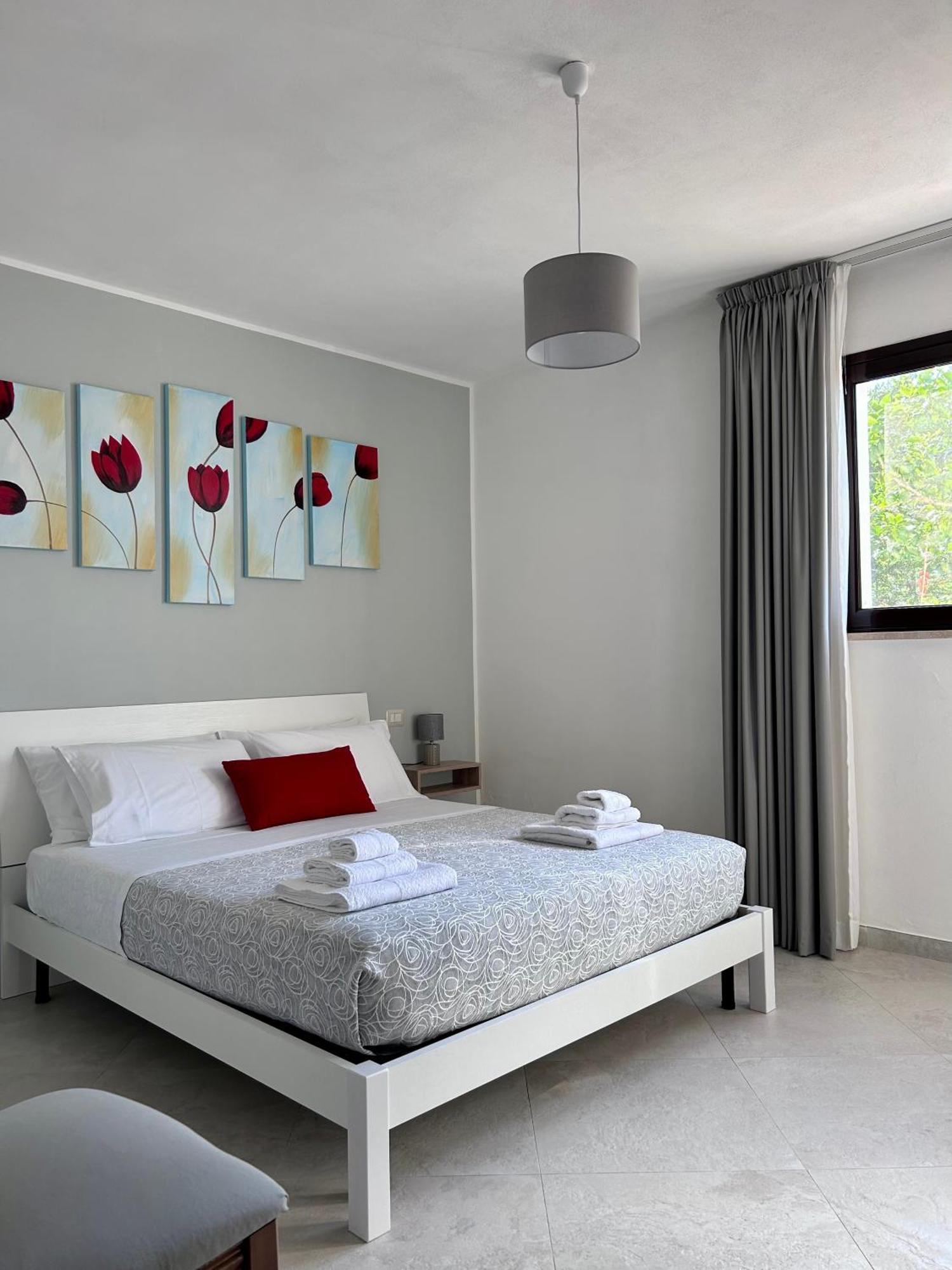 Alto Giardino Apartment แซมโบรเน ภายนอก รูปภาพ